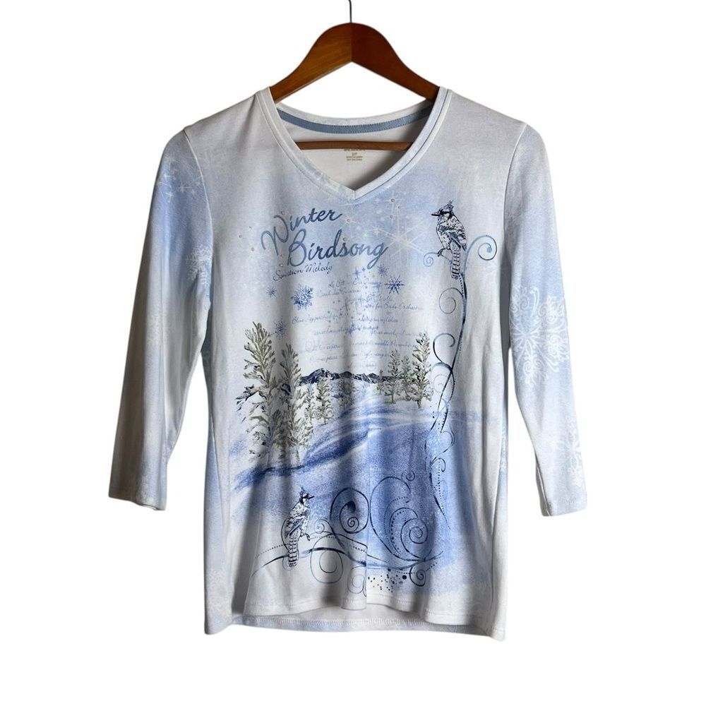 3 for $30! Alia winter graphic shirt. Size small